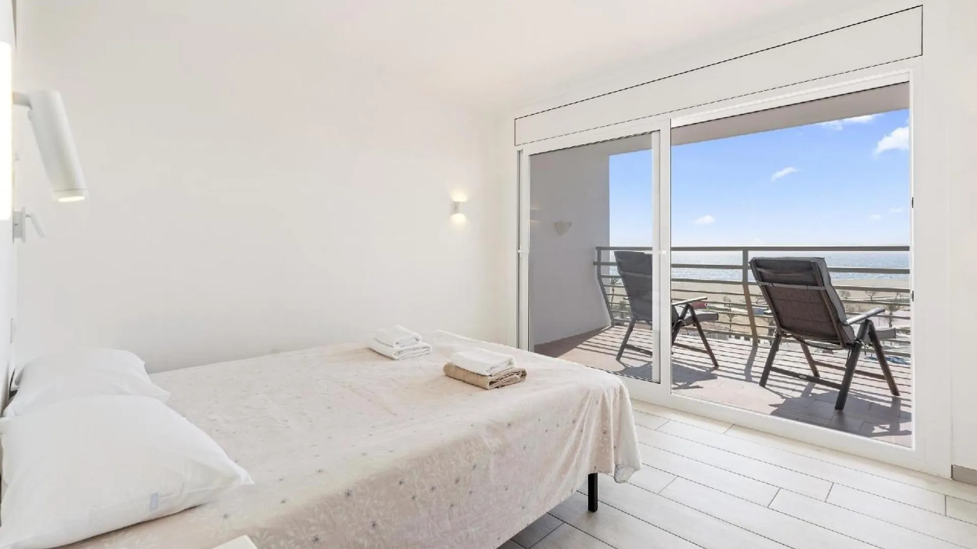 Ferienwohnung Fuer 4 Personen Ca 50 Qm In Empuriabrava, Costa Brava Golf De Roses 0*, Empuriabrava