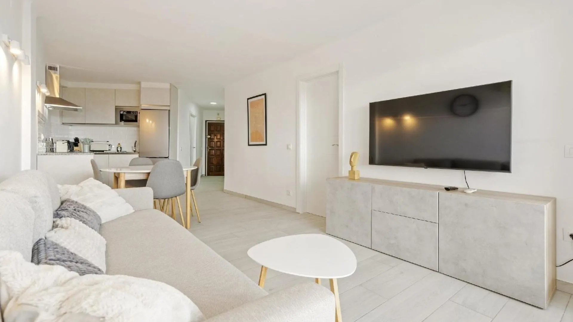Ferienwohnung Fuer 4 Personen Ca 50 Qm In Empuriabrava, Costa Brava Golf De Roses Spain